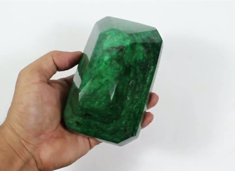 Thumbnail: 1.1 Kilo Natural Brazilian Green Emerald Octagon Cut Huge Museum Size Loose Gem