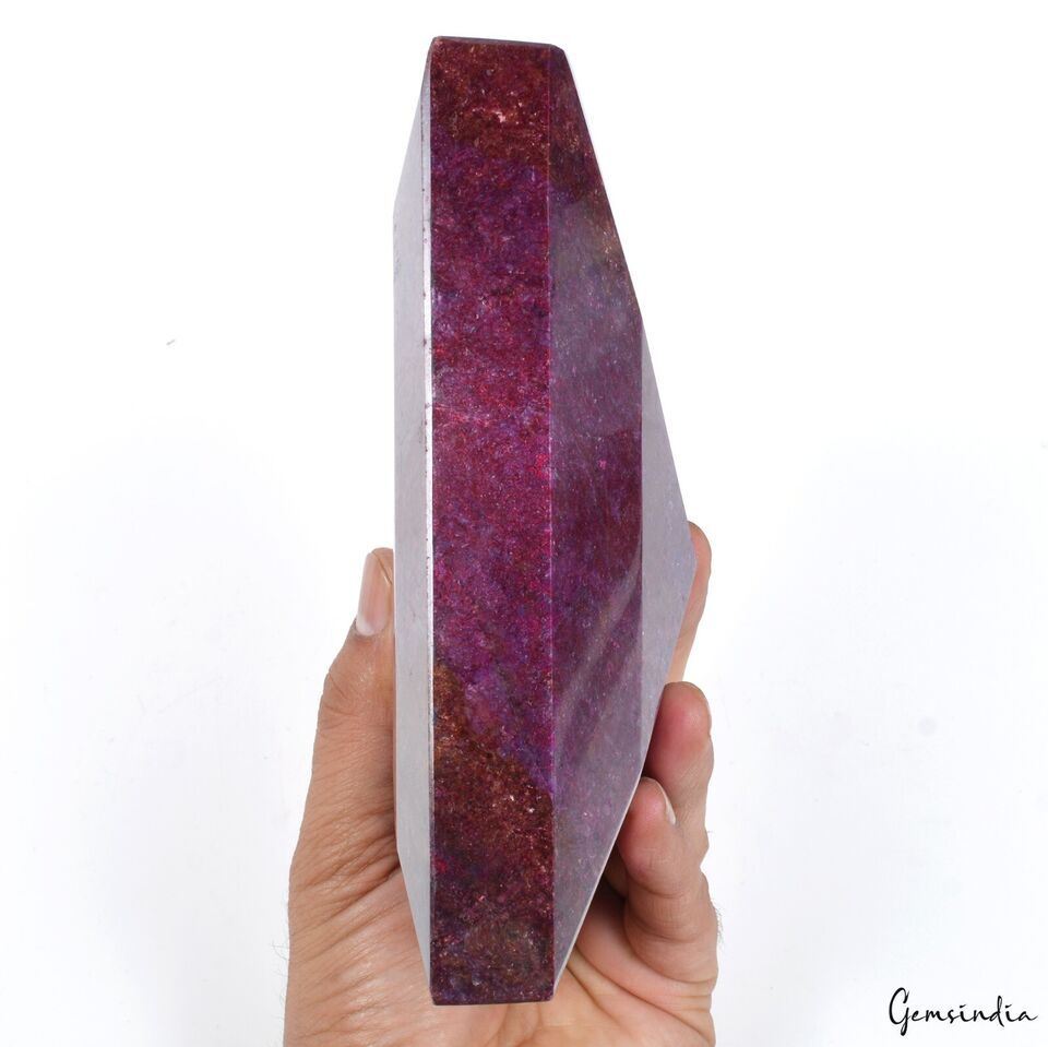 Miniaturbild: 2.59 Kilo Natural Ruby Top Grade Madagascar Octagon Cut Large Size Gemstone