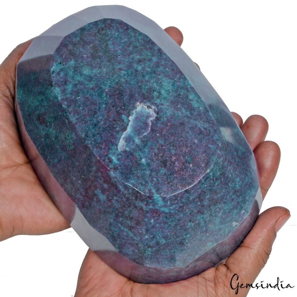 Miniatura: Natural Ruby Kyanite 3.9 Kilo Collectors Grade Untreated Oval Faceted Gemstone