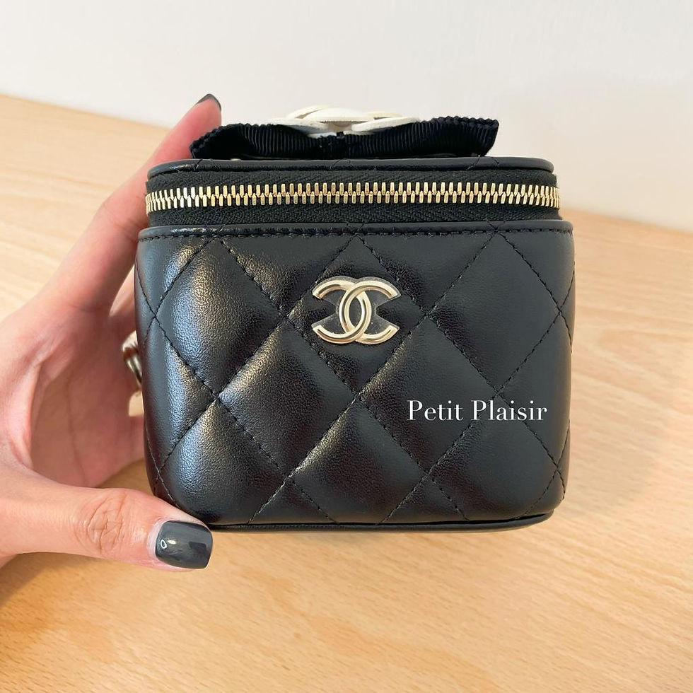 Thumbnail: Chanel Small Vanity with Chain