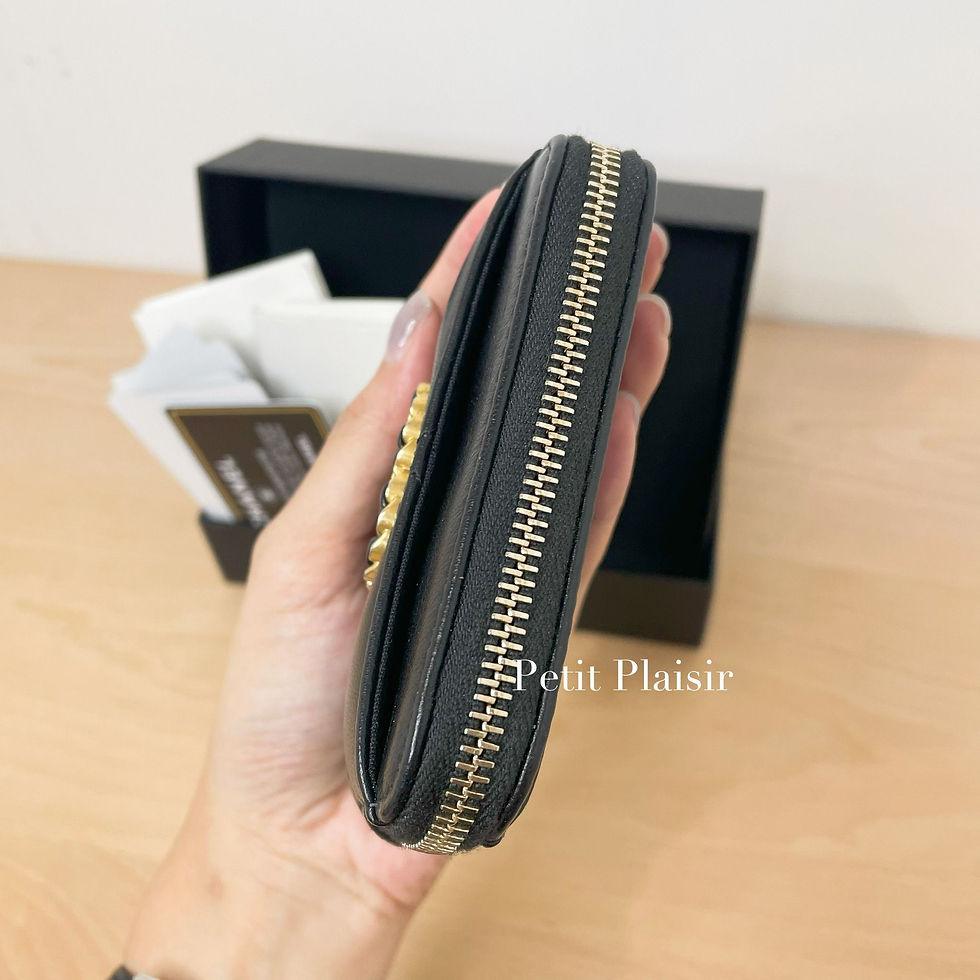 Thumbnail: Chanel 19 Zipped Coin Purse