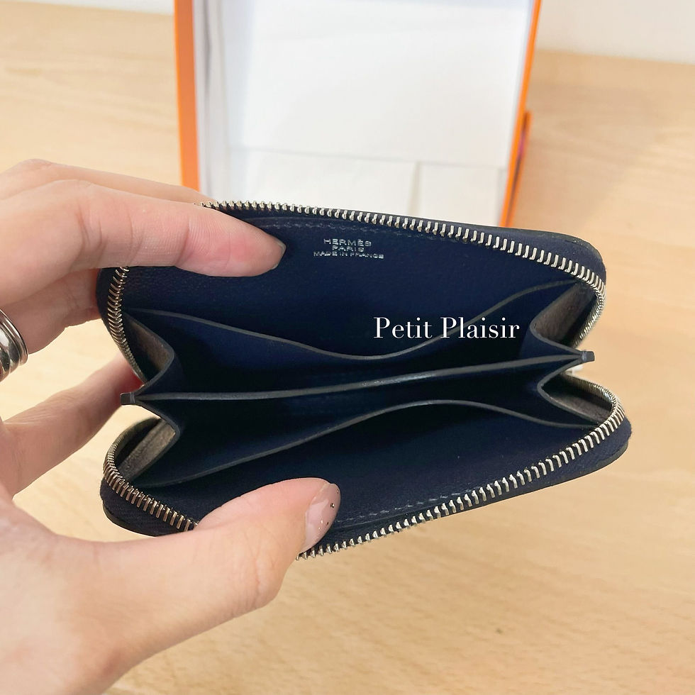 Thumbnail: Hermes Zipped Cardholder