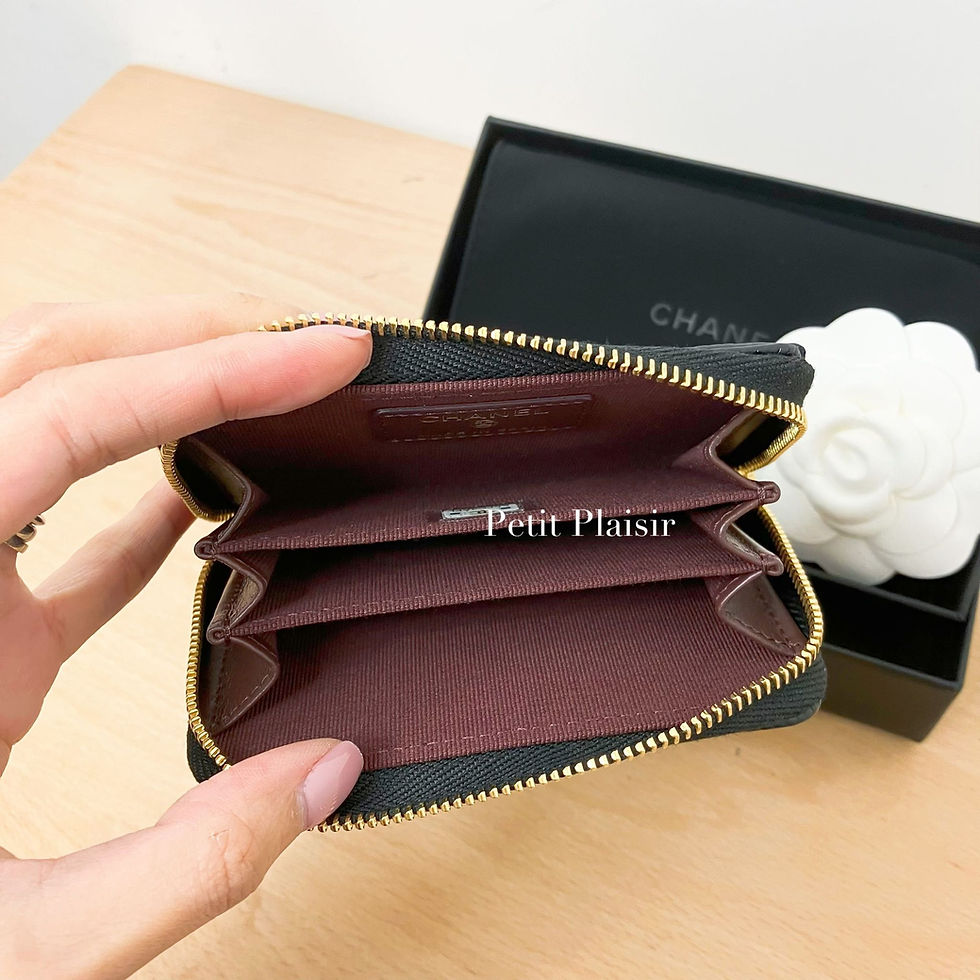Thumbnail: Chanel Classic Zipped Coin Purse