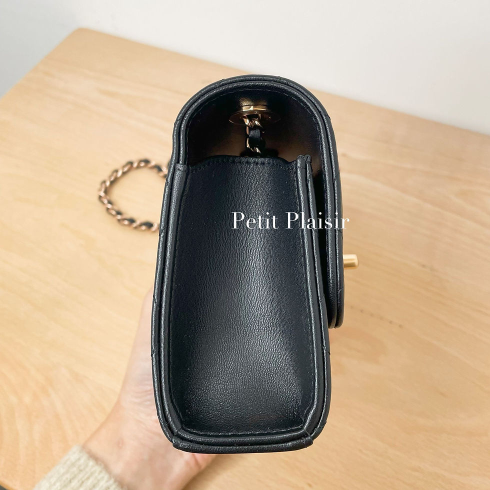Thumbnail: Chanel CC Trendy Mini Vanity
