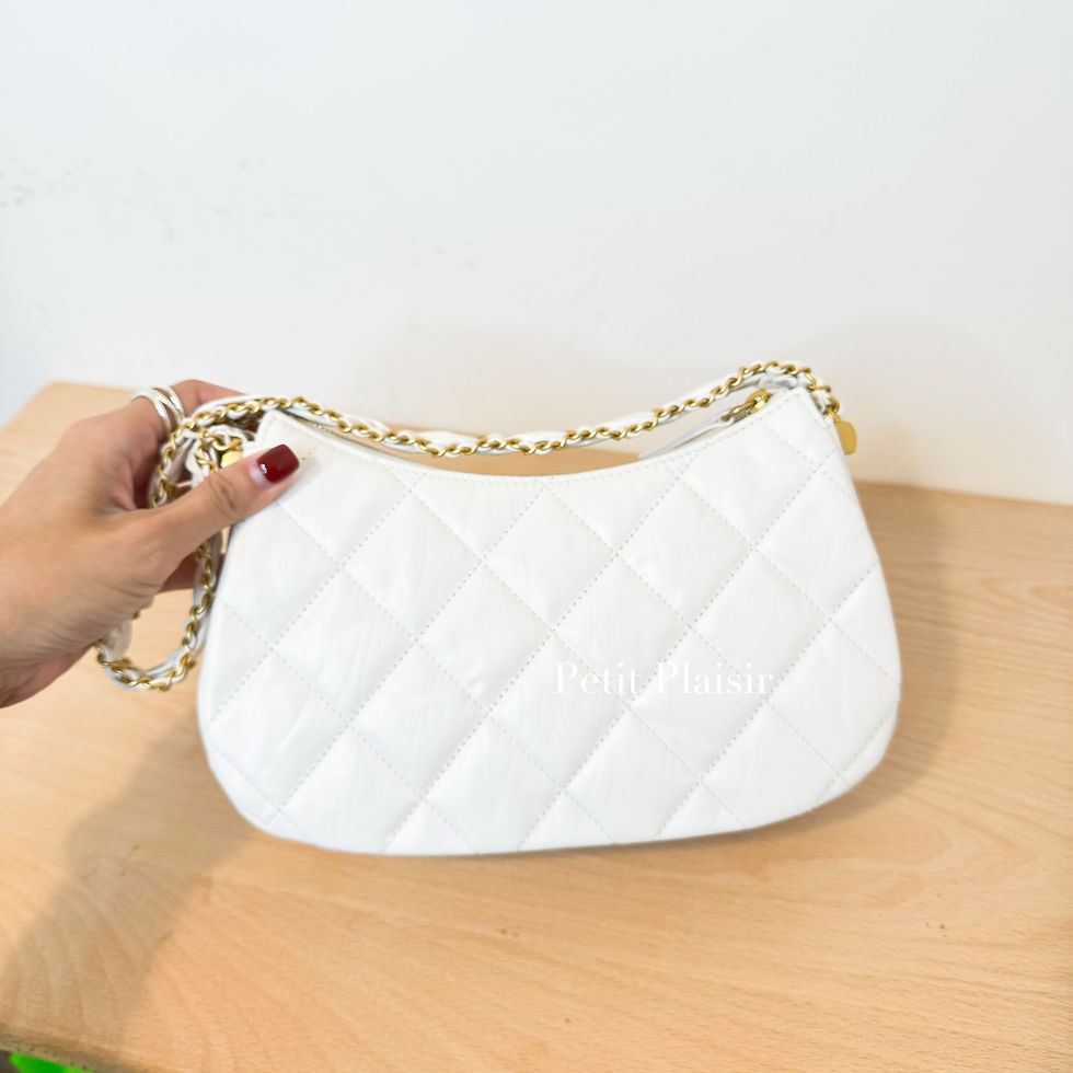 Thumbnail: Chanel 19 Hobo Bag