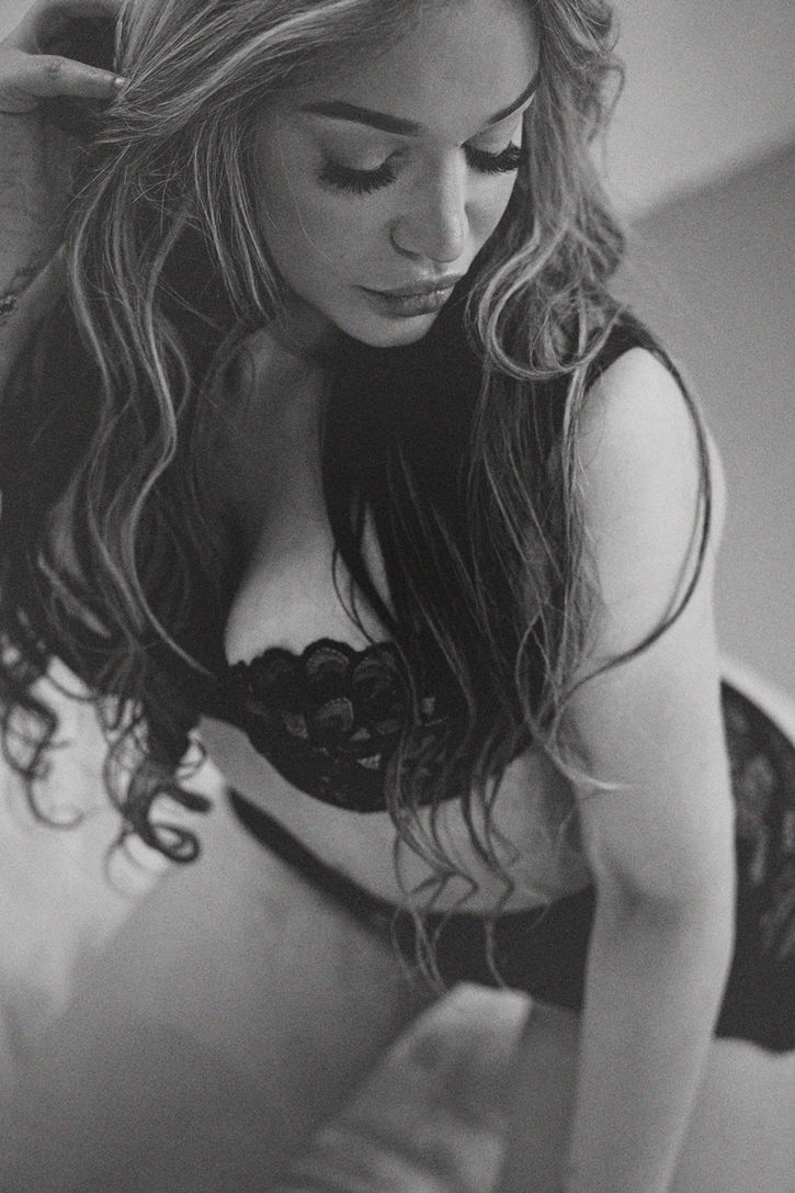 Boudoir session in Bergen county, NJ & NYC by Diane Levy Photography