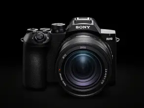 Sony RX10 V Review: Is Sony’s New Bridge Camera Worth It?