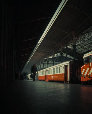 Photo Analysis: Porto Train Station