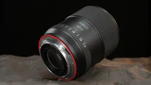 Meike’s 35mm f/1.8 Prime Lens Is Here
