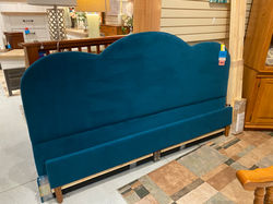 JADE GREEN KING PLATFORM BED