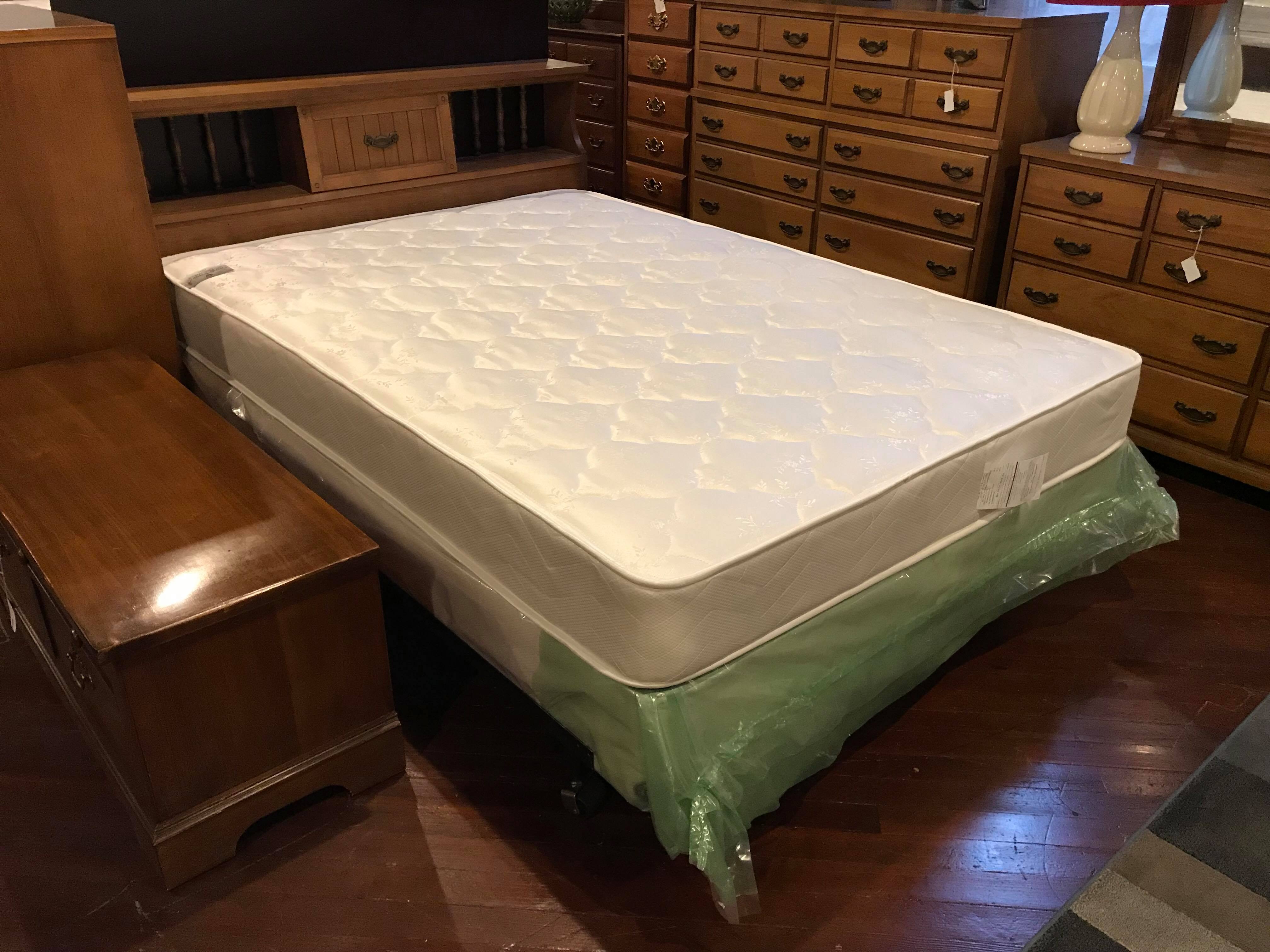 DELUXE FULL MATTRESS