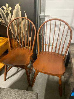 CHERRY WINDSOR CHAIR