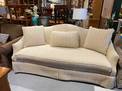 CREAM DOWNFILLED SOFA