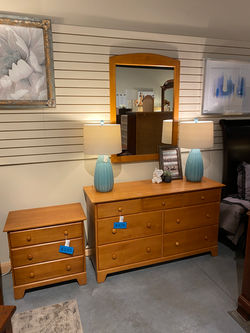 MOOSEHEAD LIGHT MAPLE DRESSER SET