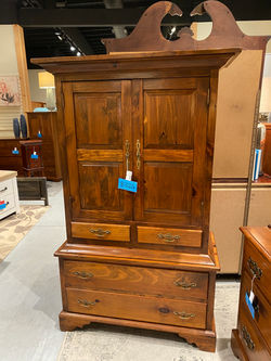 NATURAL MEDIUM PINE ARMOIRE