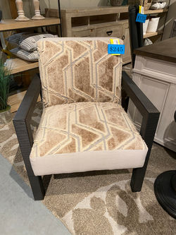 GARRETT ACCENT CHAIR