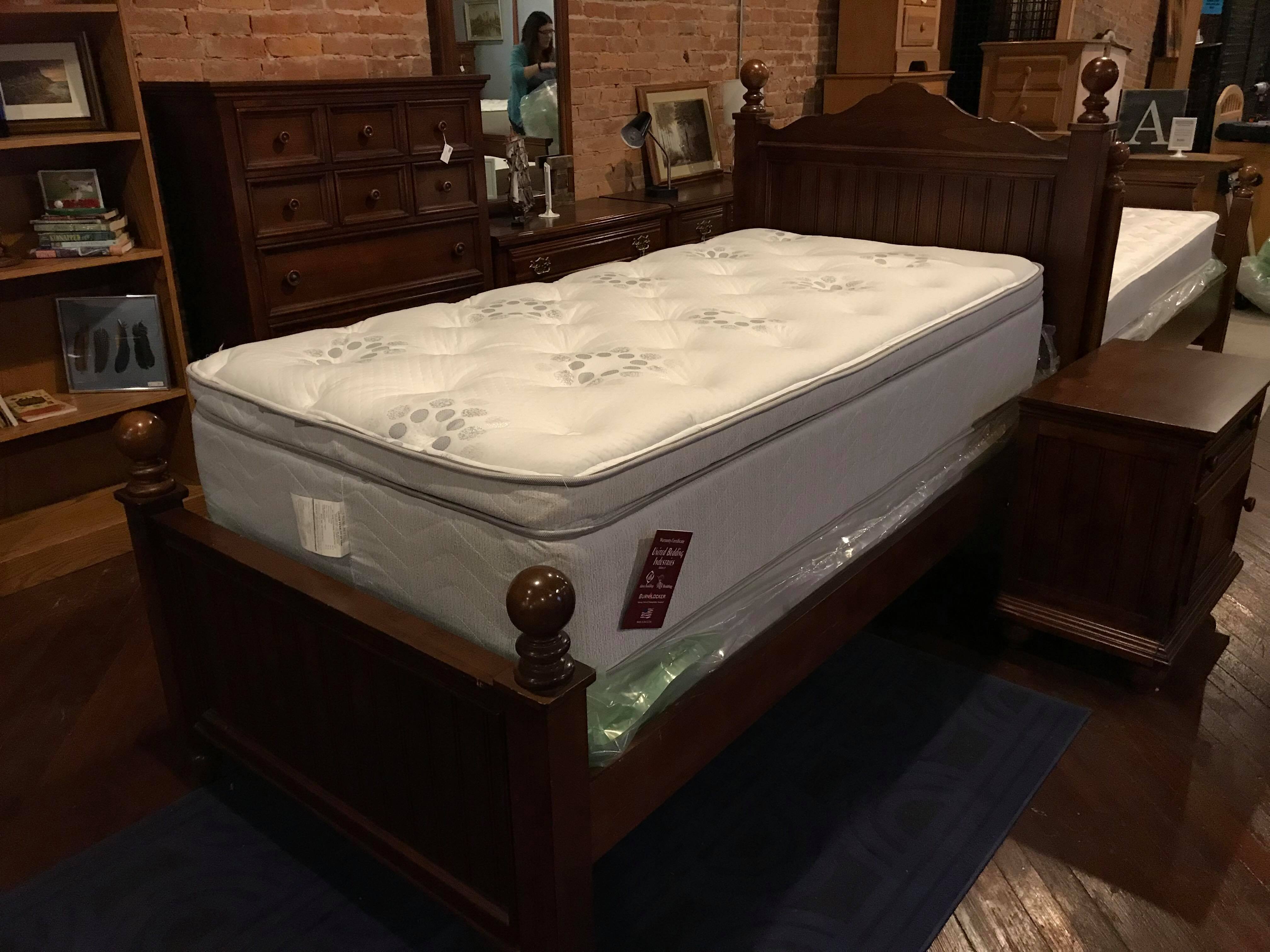 PREMIUM PILLOW TOP TWIN MATTRESS