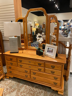 MOBEL OAK DRESSER W/TRI-FOLD MIRROR