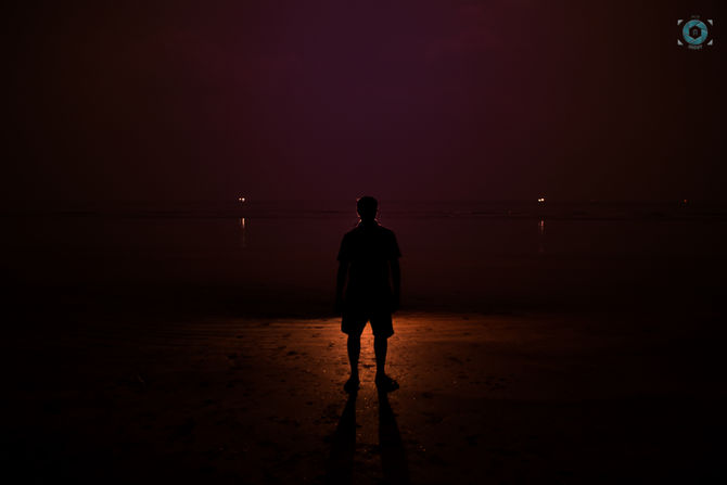 The lonely night.