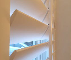 img1.jpg