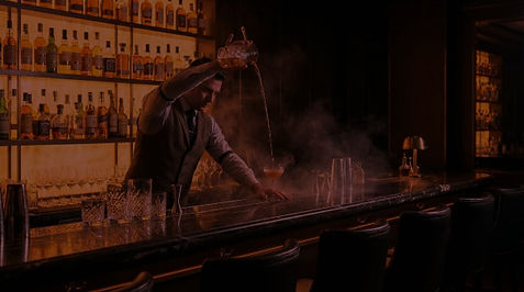 09_premium_bar_atmosphere_edited.jpg