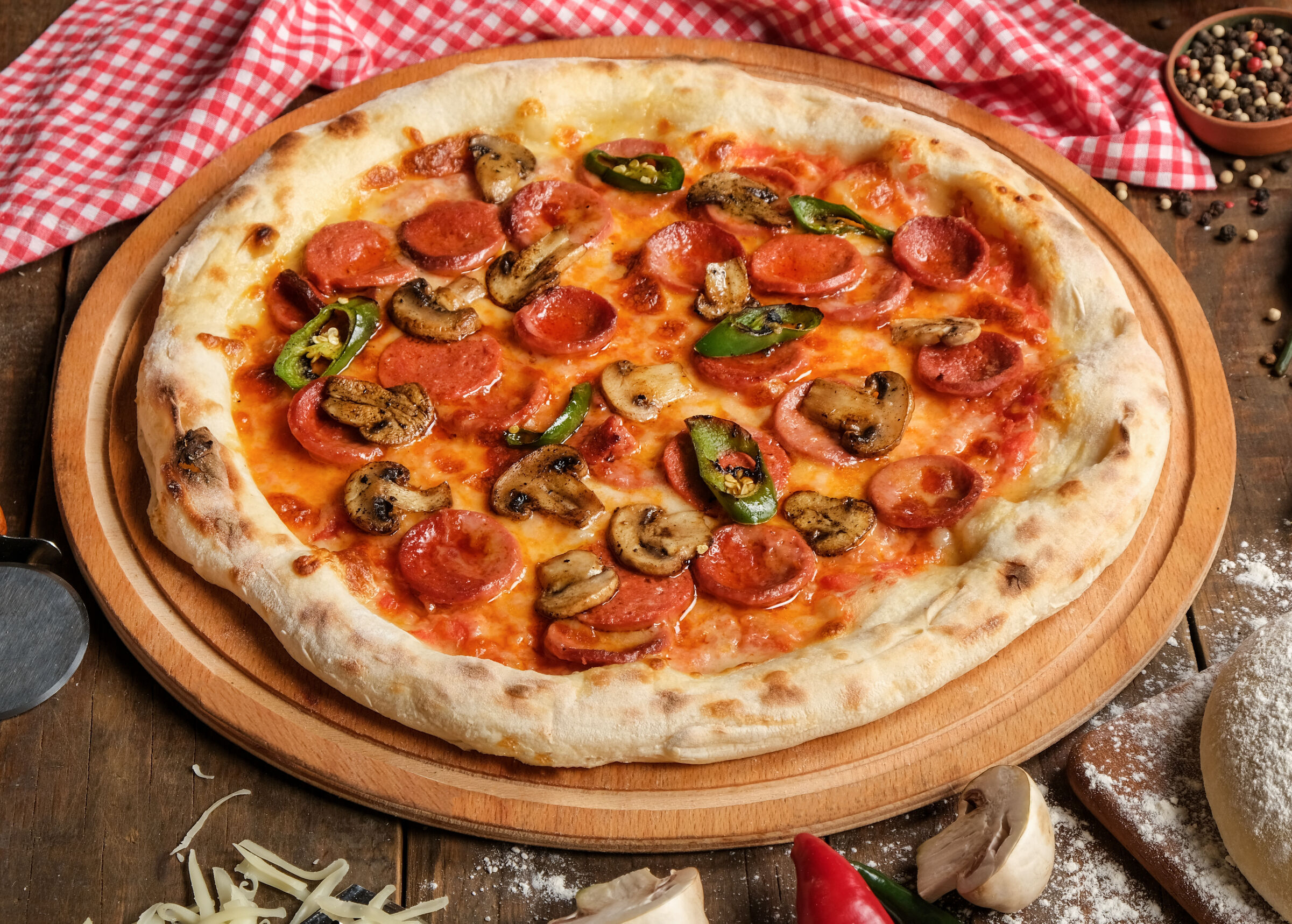 Gurme Pizza (Büyük Boy)