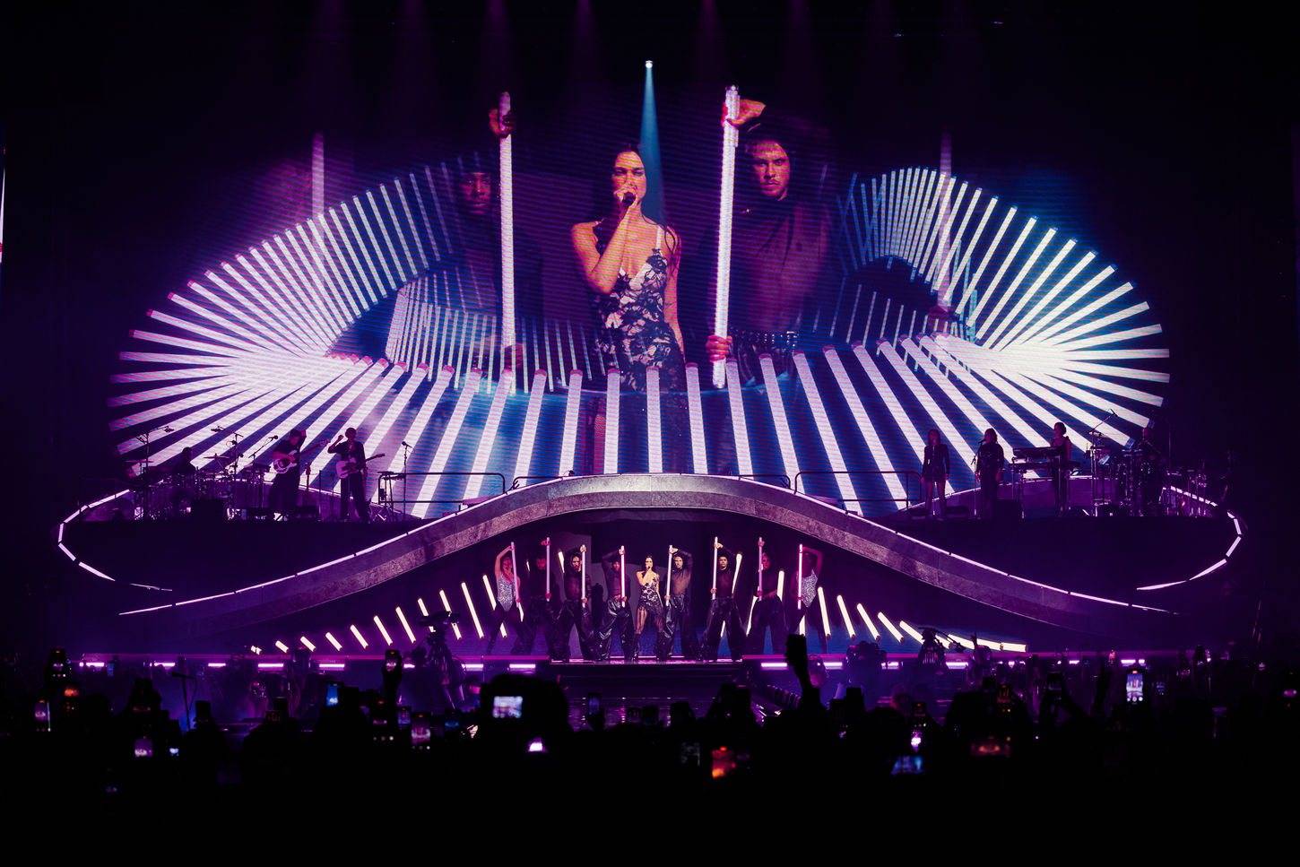 motion design, 3d graphics, art, video design, vj, projection mapping, dua lipa, stadium tour