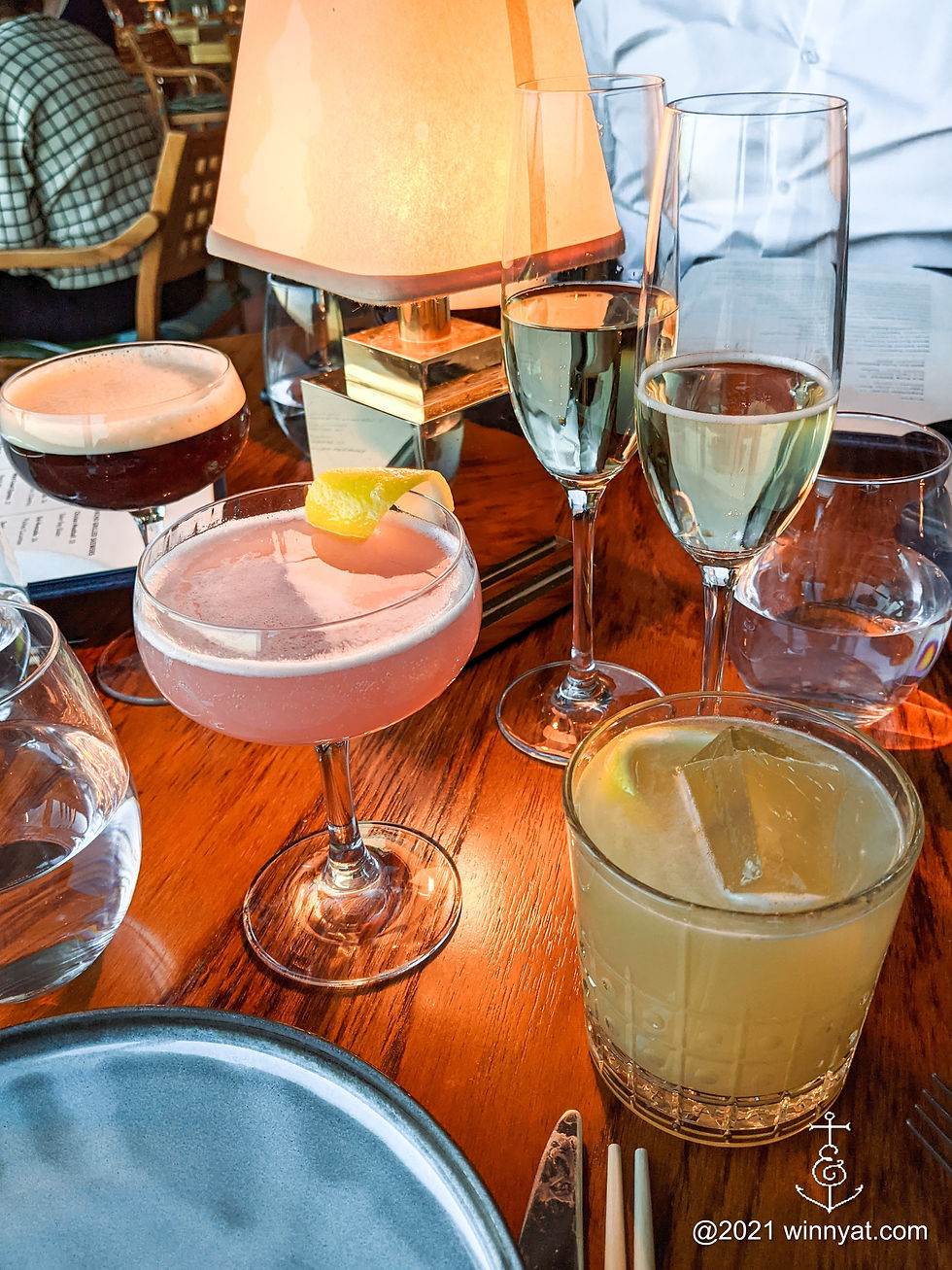 cocktails at Merois