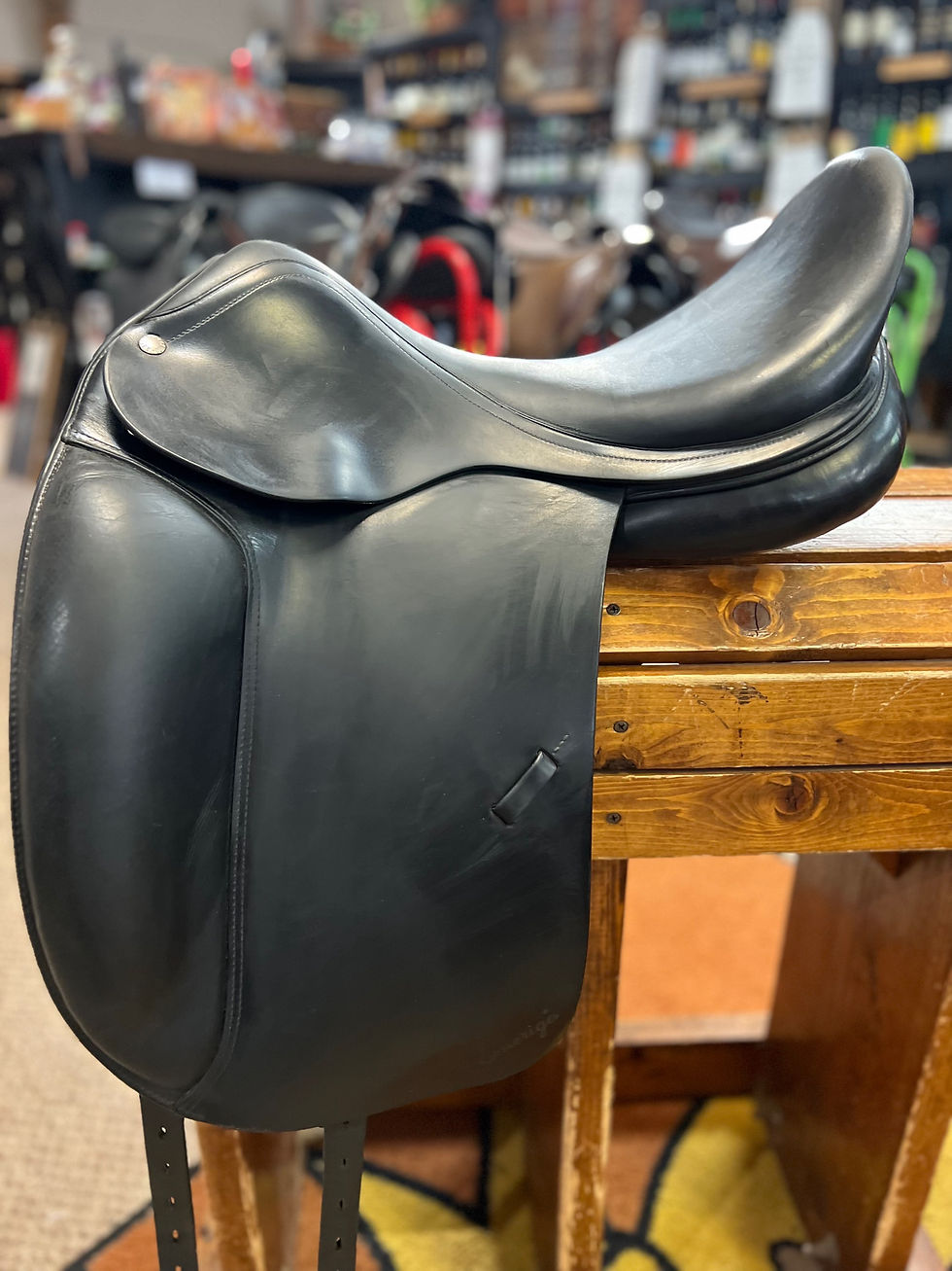 Amerigo Dressage Saddle