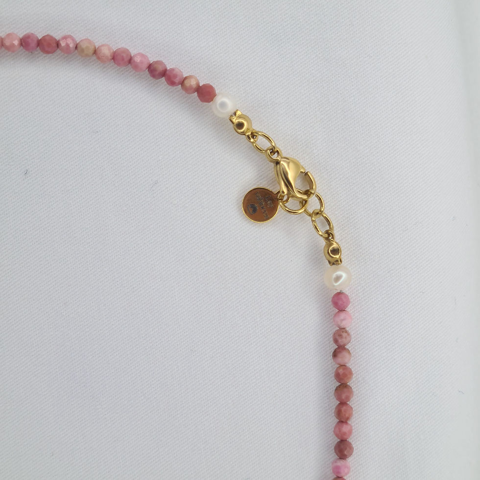 Miniature : Ciel rose - Collier court en Rhodonite rose et perles d'eau douce