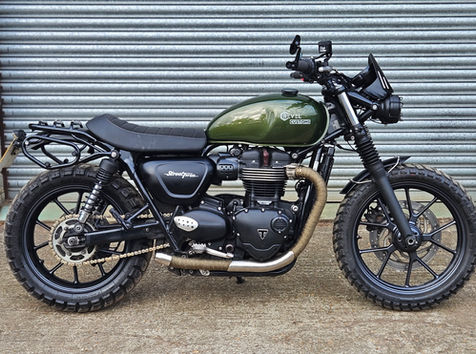 TRiumph scrambler custom pannier headlight