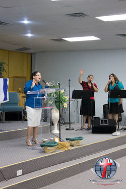 Servicio Evangelistico 2014-02-23-33.jpg