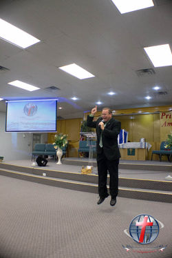 Servicio Evangelistico 2014-02-23-56.jpg
