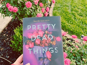 Review and Rating - Pretty Dead Things by Kelsey Cox