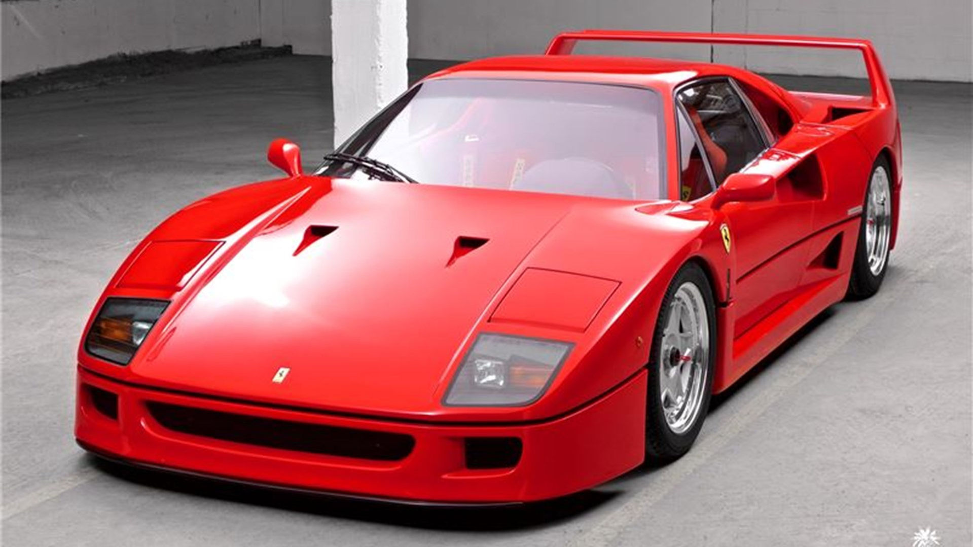 1991 - Ferrari F40.jpg