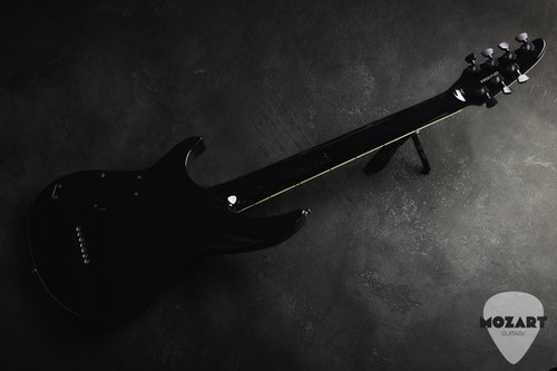 ギター EDWARDS E-HR-155III-7S

E-HR-155III-7S ESP Edwards E-HR-155III-7S | Mozart Guitars