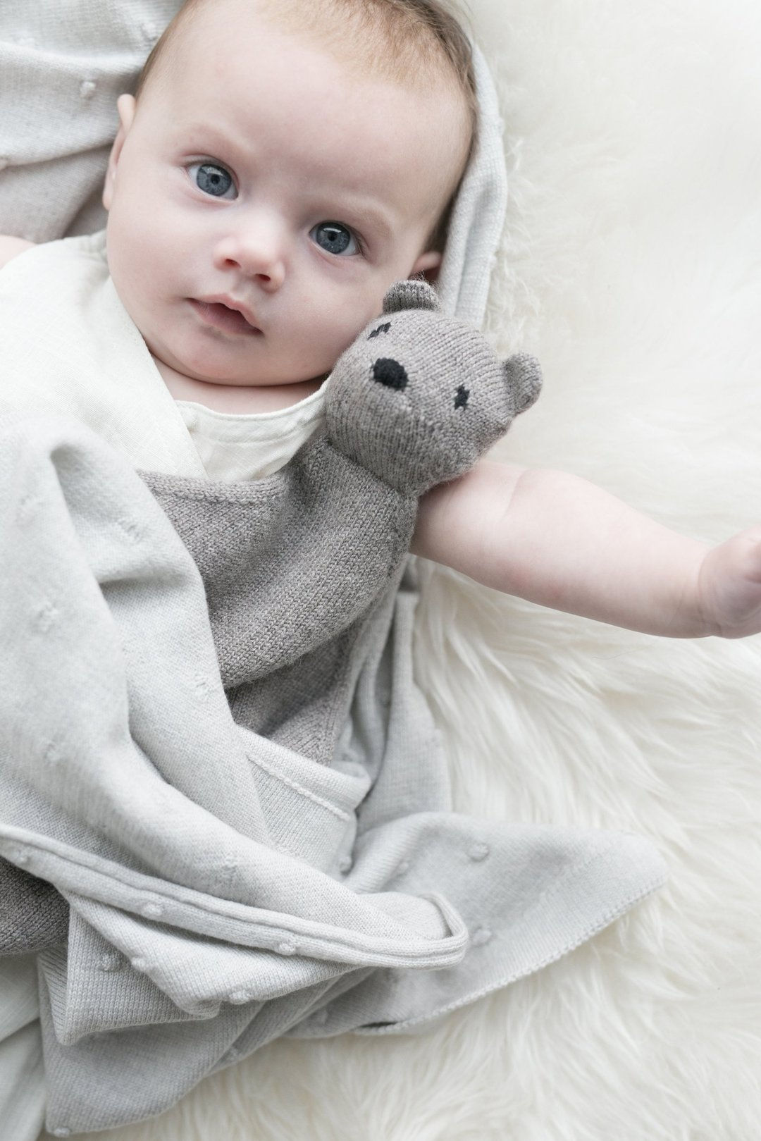 Doudou Teddy Tokki otter - Hvid