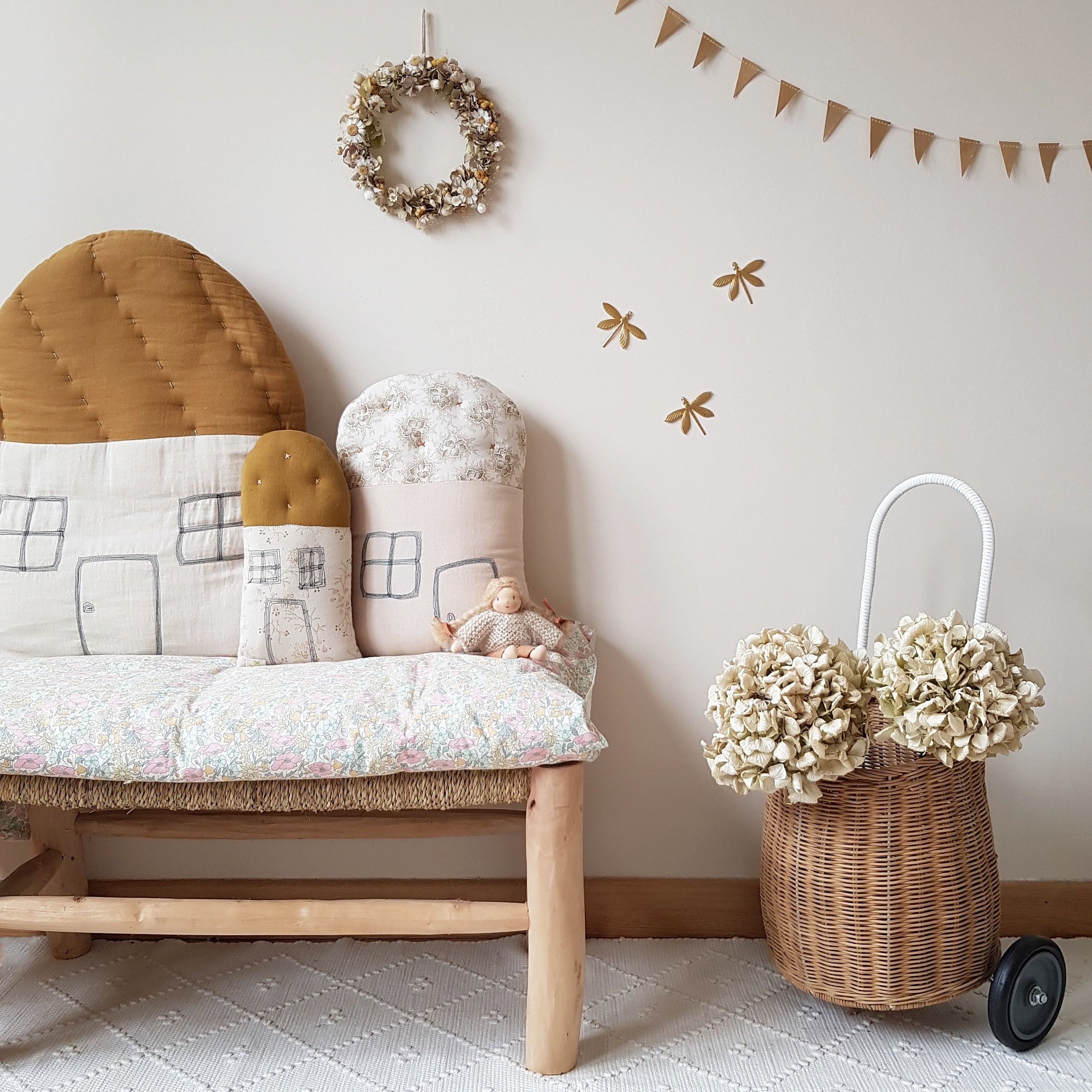 Trio de libellules Gentil Coquelicot