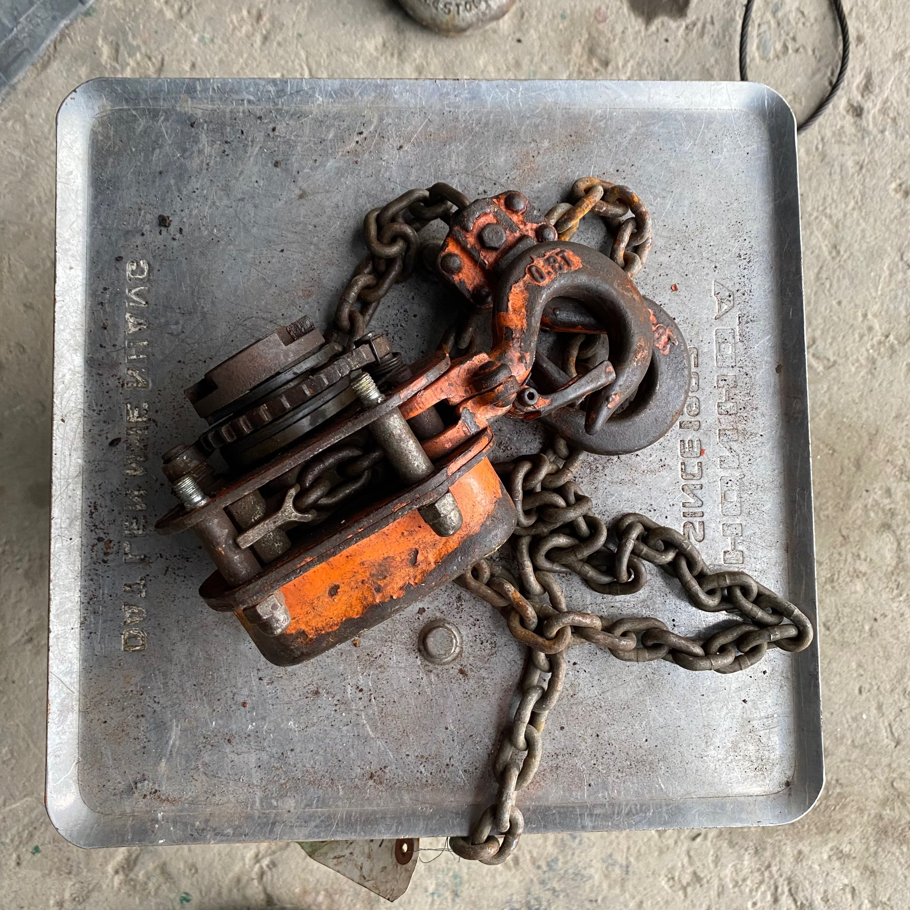 PA LĂNG XÍCH LẮC TAY 0.8 TẤN B