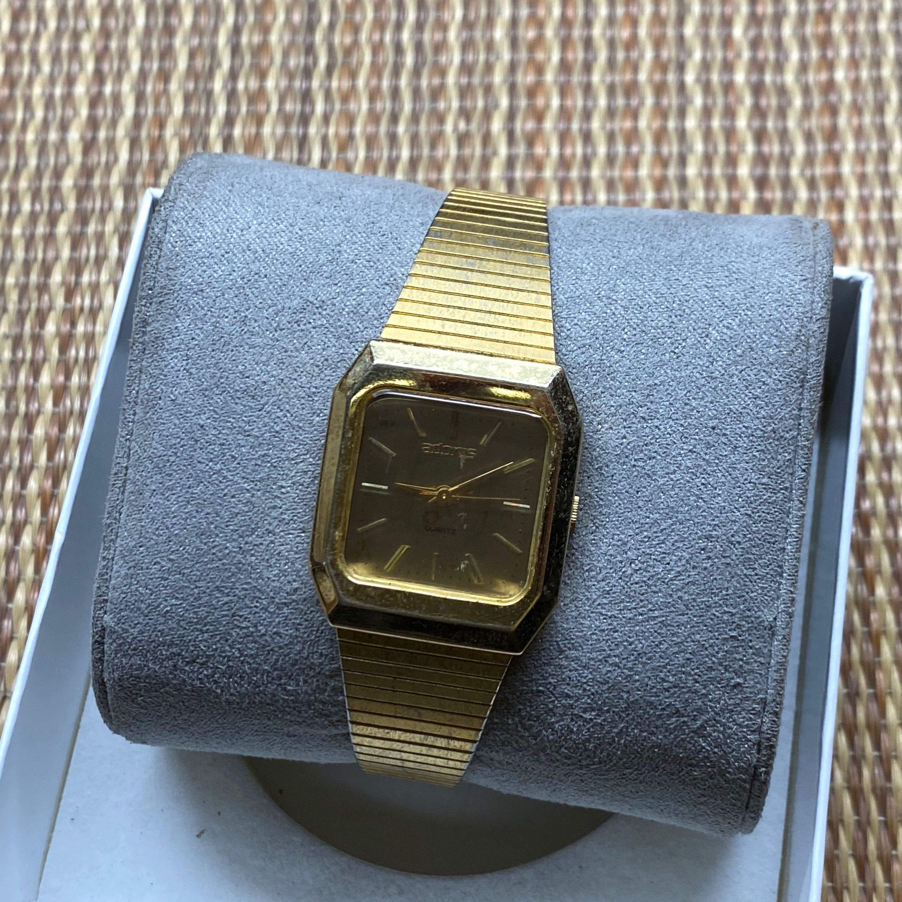 ĐỒNG HỒ NỮ ADORS 9002330LGP