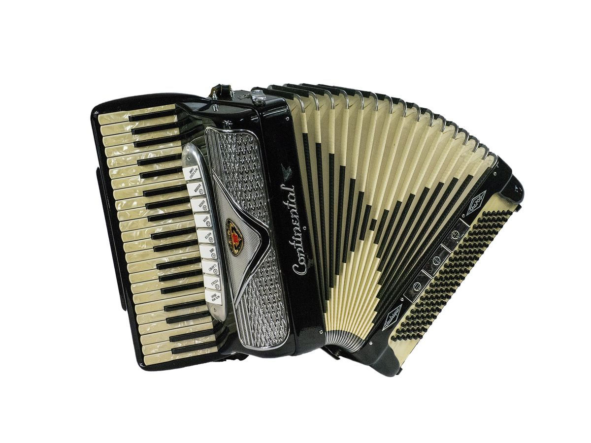 Accordéon CONTINENTAL - Piano 120 basses
