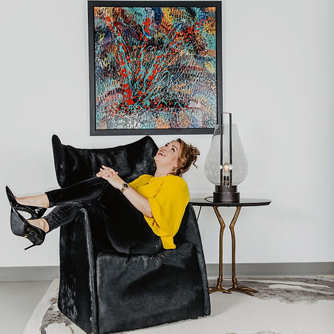Canadian artist to discover Aro abstract art painting