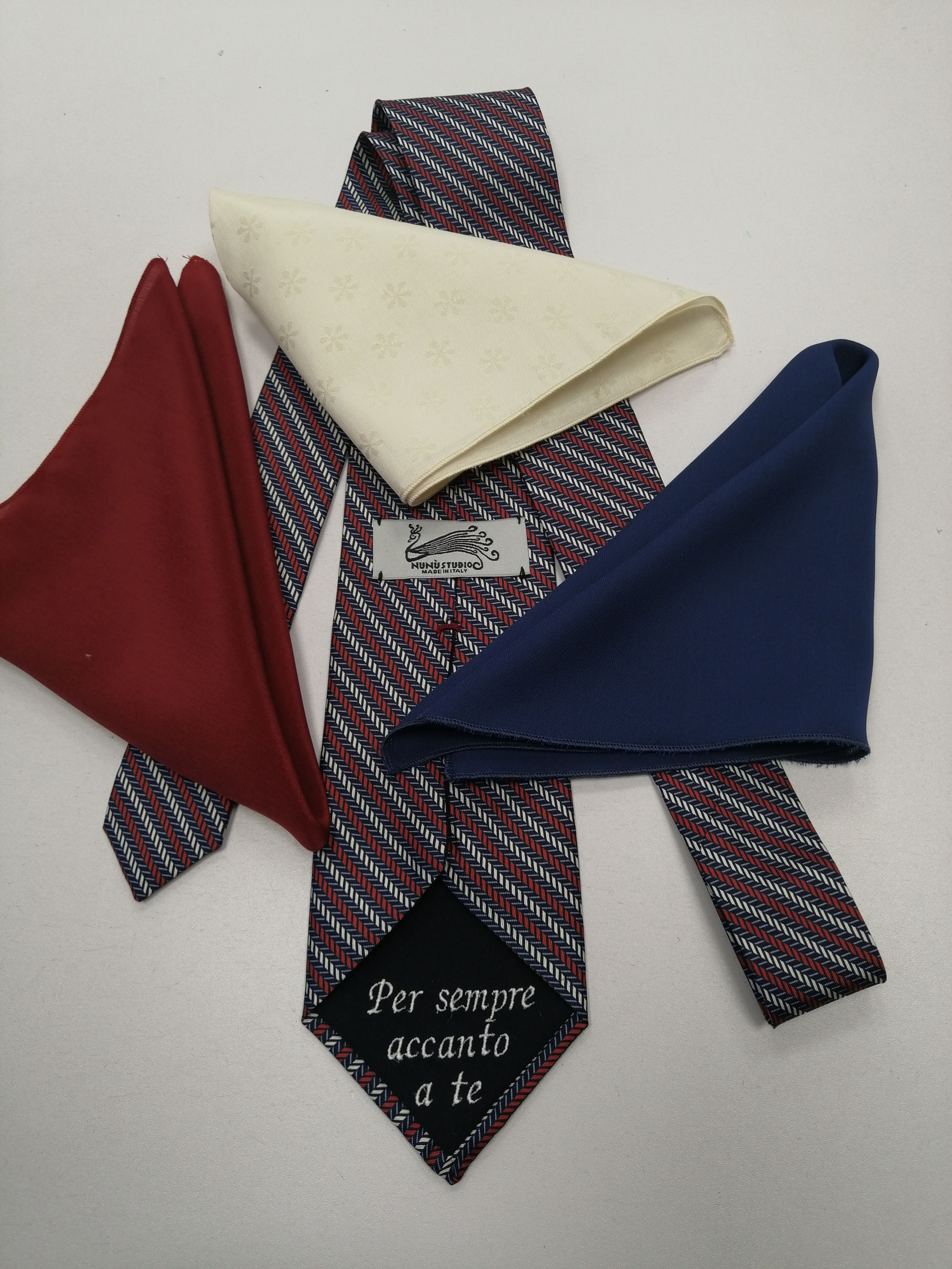 Pochette da taschino in satin