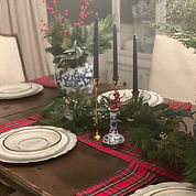 christmas table .jpg