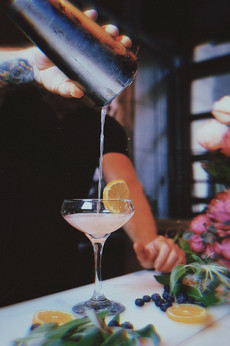 Doms Cocktail Bar