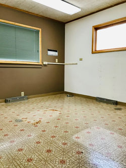 2nd Exam Room (2)