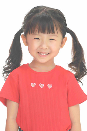 上田 真榛_edited.jpg