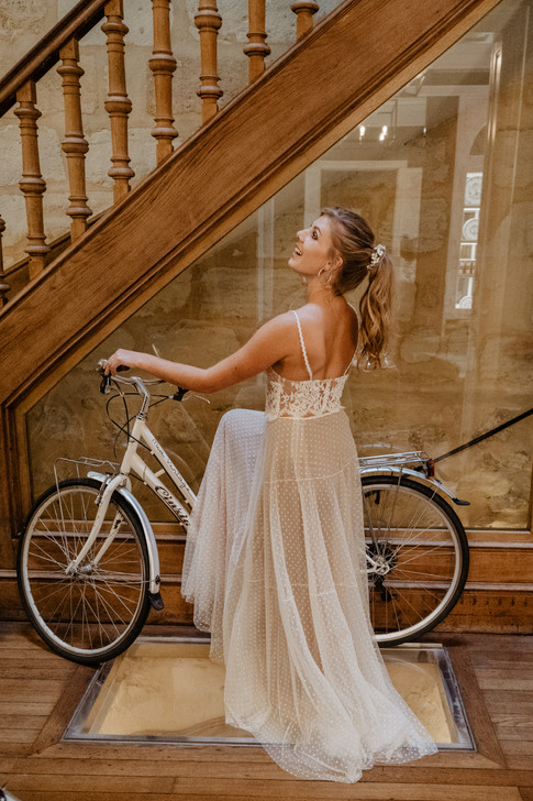 Robe_de_mariée_transparente_dentelle_de_
