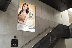 ALCON - 광고 포스터