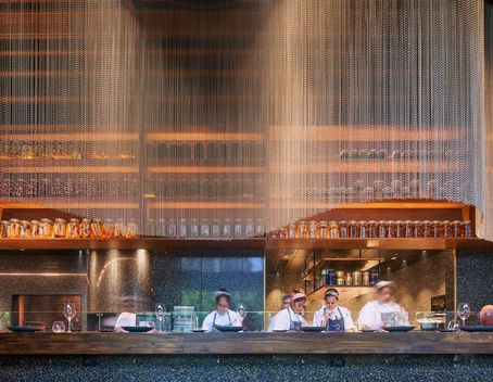 Qualia Restaurant / Serie Architects